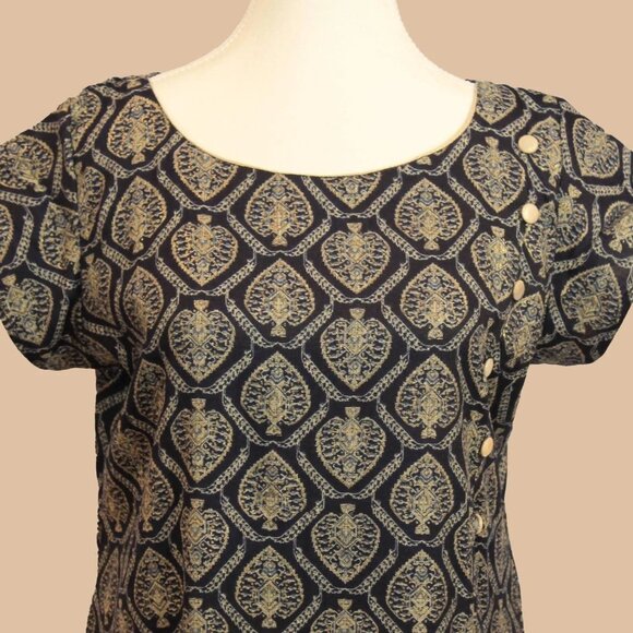 Black Printed Kurta | Indian Kurtas for Women | Muvvas Boutique - Picture 3 of 5